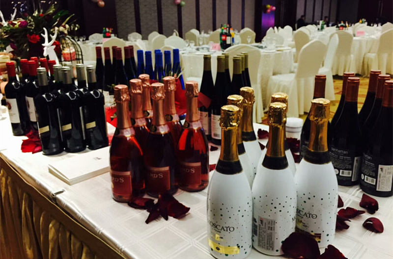 怎么开一家红酒连锁店