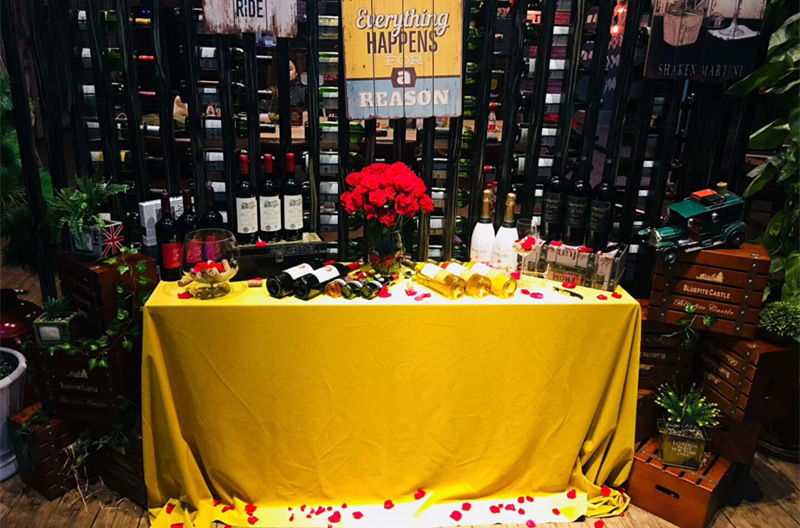 开红酒店怎么经营