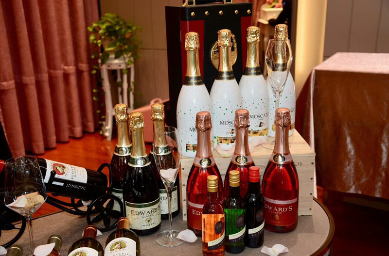 做红酒生意哪个牌子好